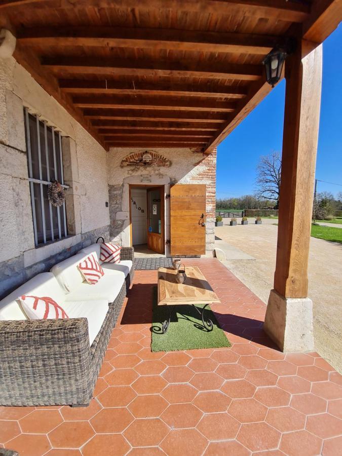 Domaine Du Cuiset -Gite Des Combles Βίλα Saint-André-sur-Vieux-Jonc Εξωτερικό φωτογραφία